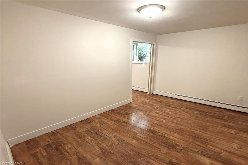 B-807 Robinson Street, Burlington, ON - Indoor Photo Showing Other Room