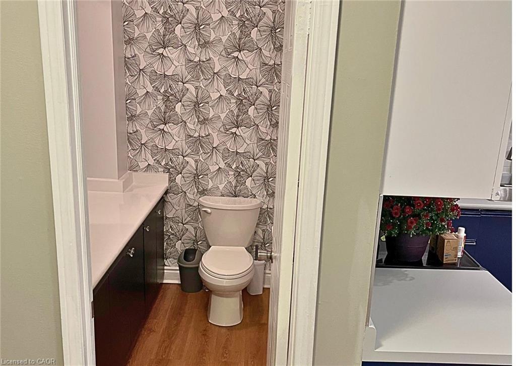 9-21 Wren Court, Tillsonburg, ON - Indoor Photo Showing Bathroom