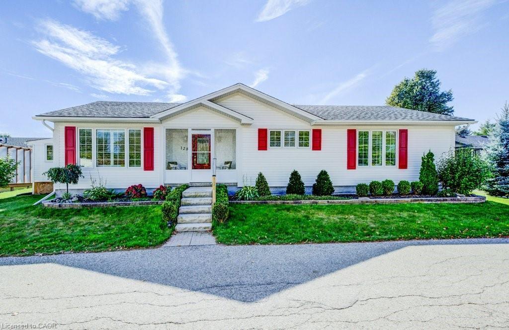 128 Wesley Crescent, Waterloo, ON - Outdoor With Facade