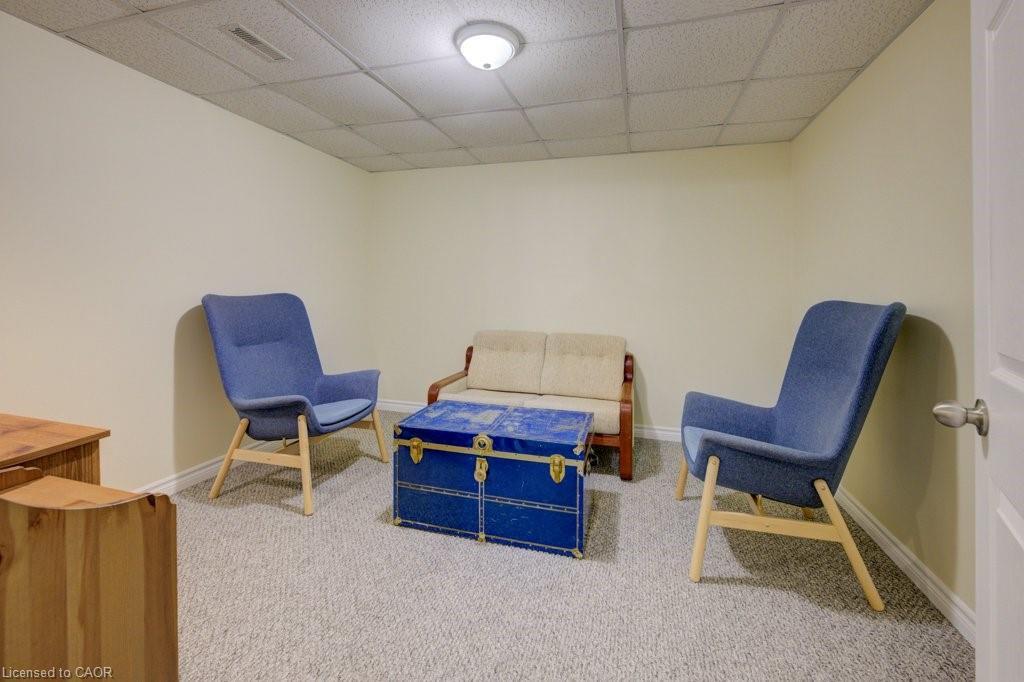 128 Wesley Crescent, Waterloo, ON - Indoor