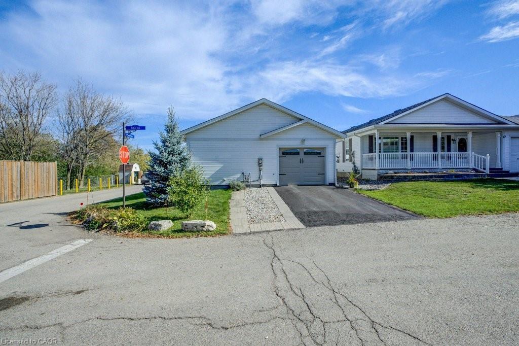 128 Wesley Crescent, Waterloo, ON - Outdoor With Deck Patio Veranda