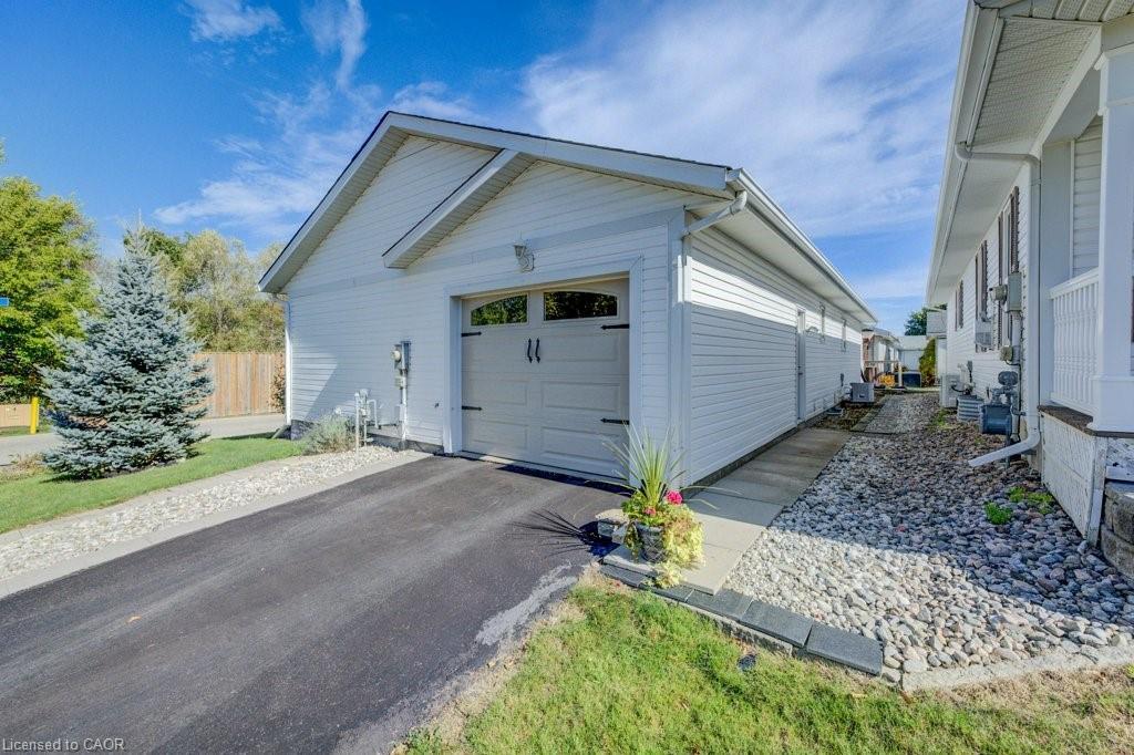 128 Wesley Crescent, Waterloo, ON - Outdoor With Exterior