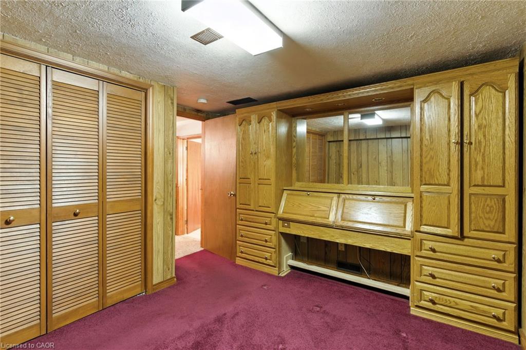 27 Warren Avenue, Hamilton, ON - Indoor Photo Showing Other Room