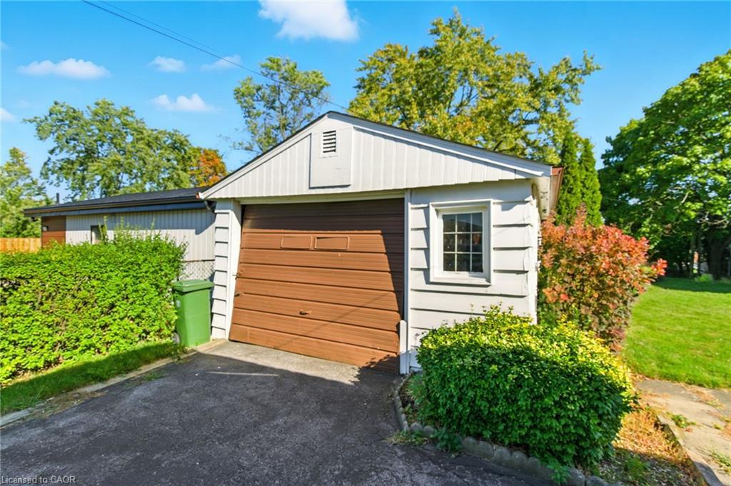 27 Warren Avenue, Hamilton, ON - Outdoor