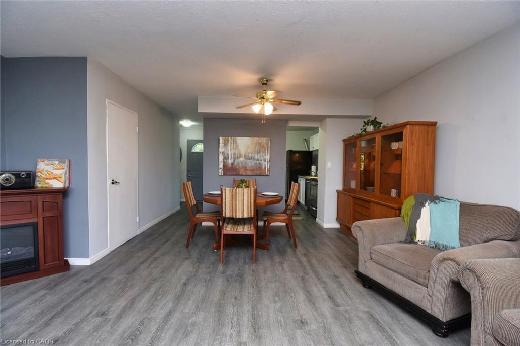 212-350 Quigley Road, Hamilton, ON - Indoor Photo Showing Other Room
