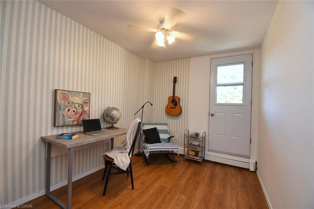 212-350 Quigley Road, Hamilton, ON - Indoor Photo Showing Office