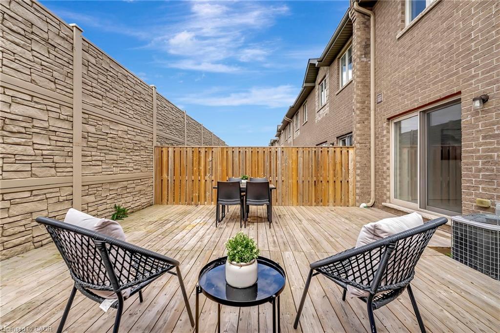 18-98 Shoreview Place, Stoney Creek, ON - Outdoor With Deck Patio Veranda With Exterior