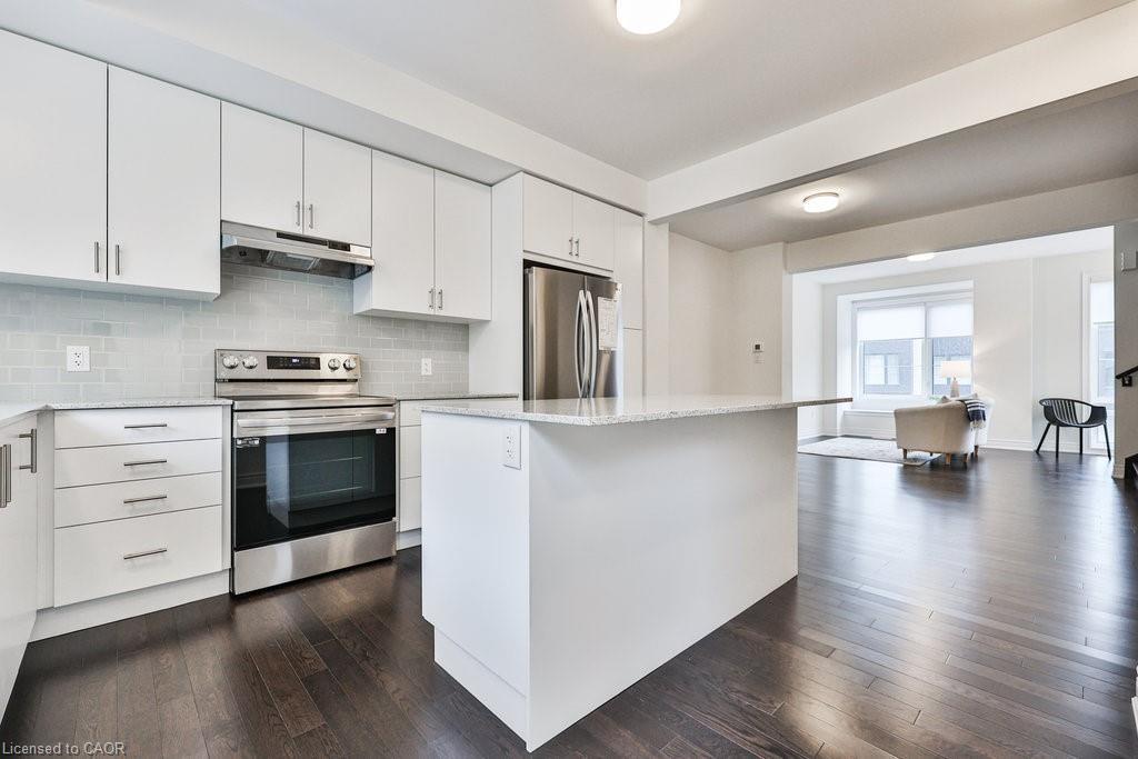 39-2273 Turnberry Road, Burlington, ON - Indoor Photo Showing Kitchen With Upgraded Kitchen
