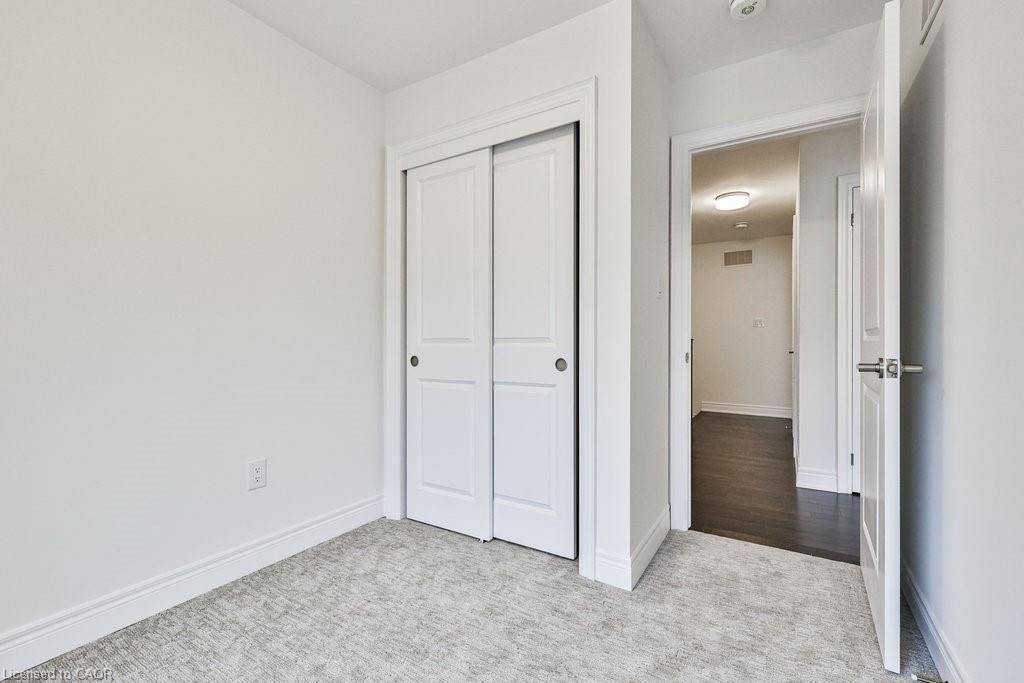 39-2273 Turnberry Road, Burlington, ON - Indoor Photo Showing Other Room
