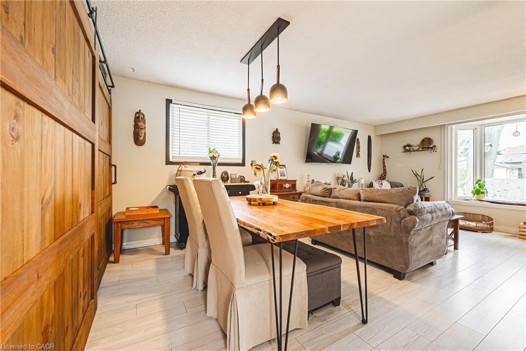 44 Billington Crescent, Hamilton, ON - Indoor