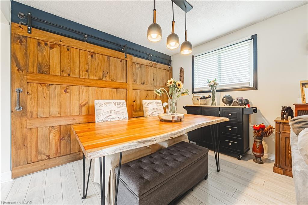 44 Billington Crescent, Hamilton, ON - Indoor