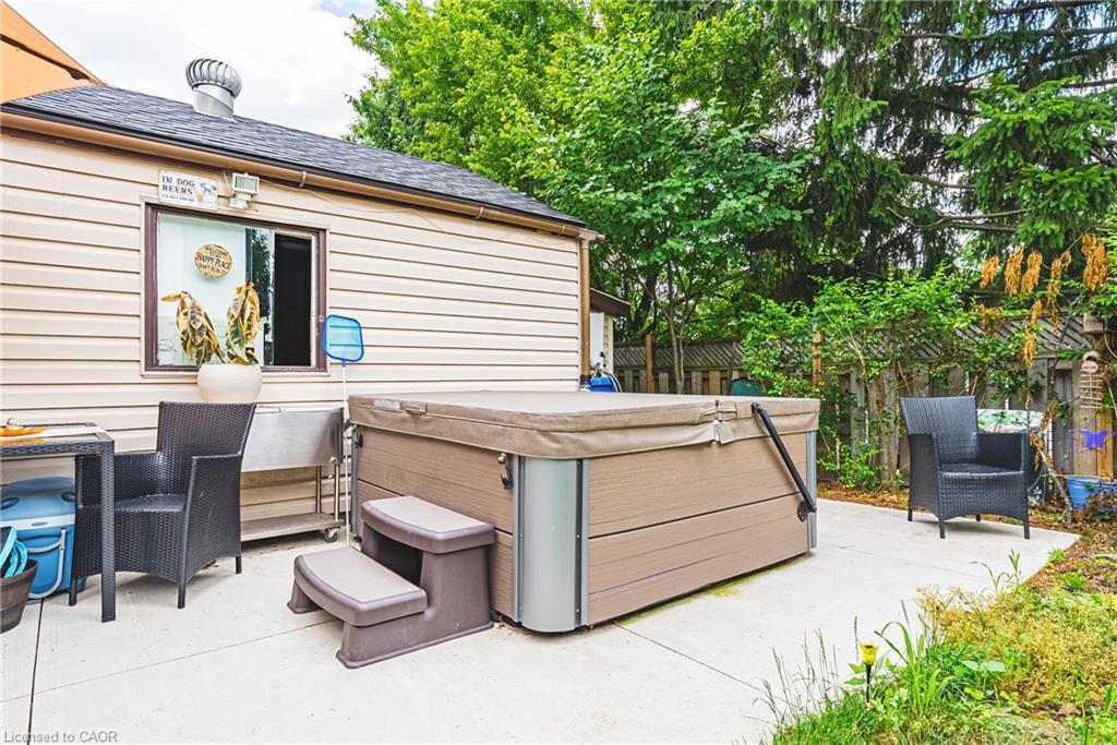 44 Billington Crescent, Hamilton, ON - Outdoor With Exterior