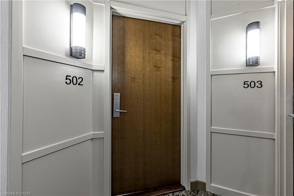 502-1055 Southdown Road, Mississauga, ON - Indoor Photo Showing Other Room