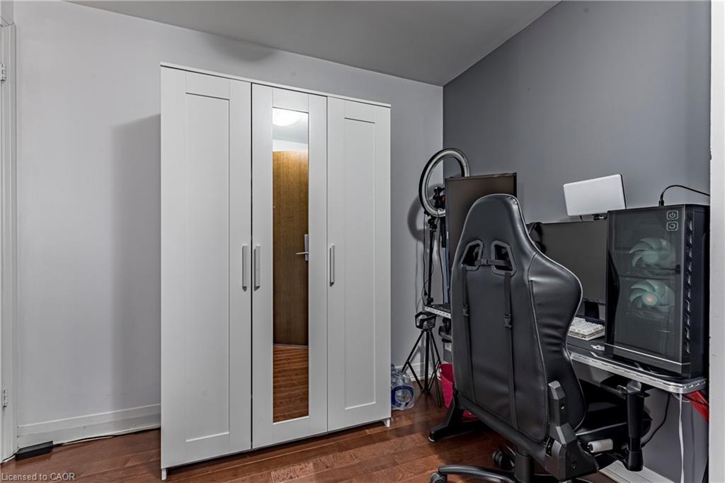 502-1055 Southdown Road, Mississauga, ON - Indoor Photo Showing Other Room