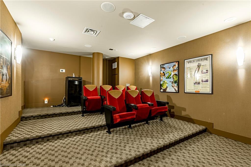 502-1055 Southdown Road, Mississauga, ON - Indoor Photo Showing Other Room