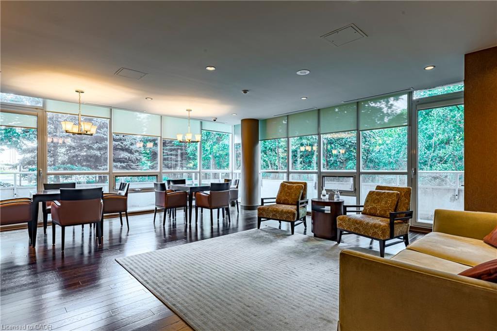 502-1055 Southdown Road, Mississauga, ON - Indoor