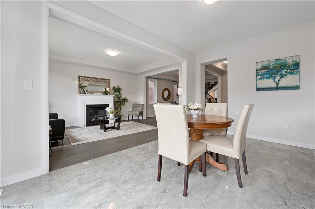 445 Robert Woolner Street, Ayr, ON - Indoor Photo Showing Dining Room