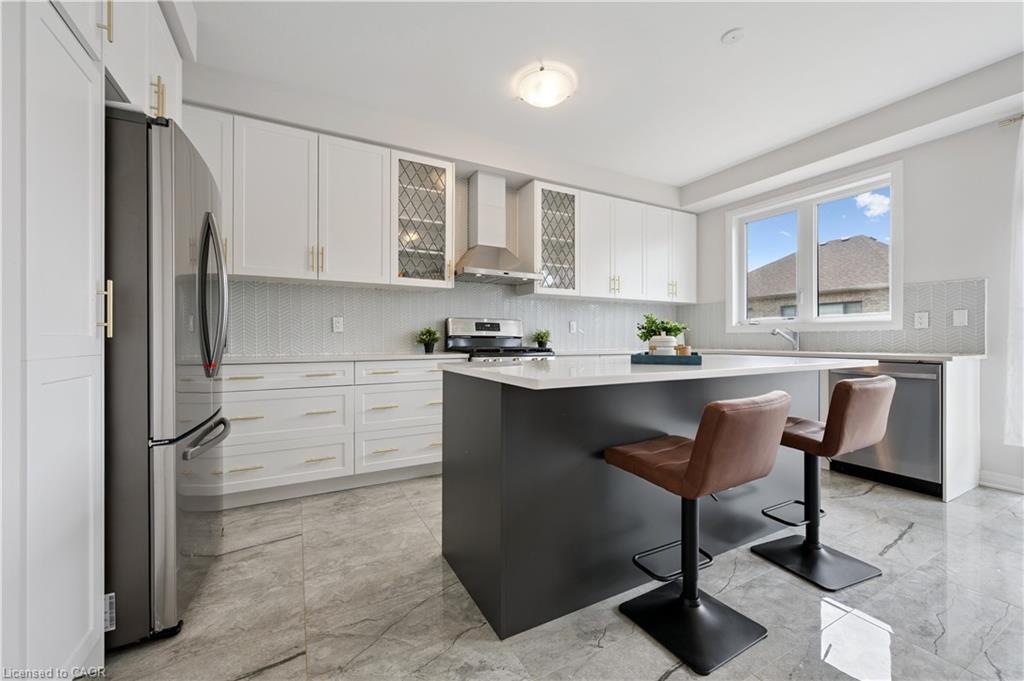 445 Robert Woolner Street, Ayr, ON - Indoor Photo Showing Kitchen With Upgraded Kitchen