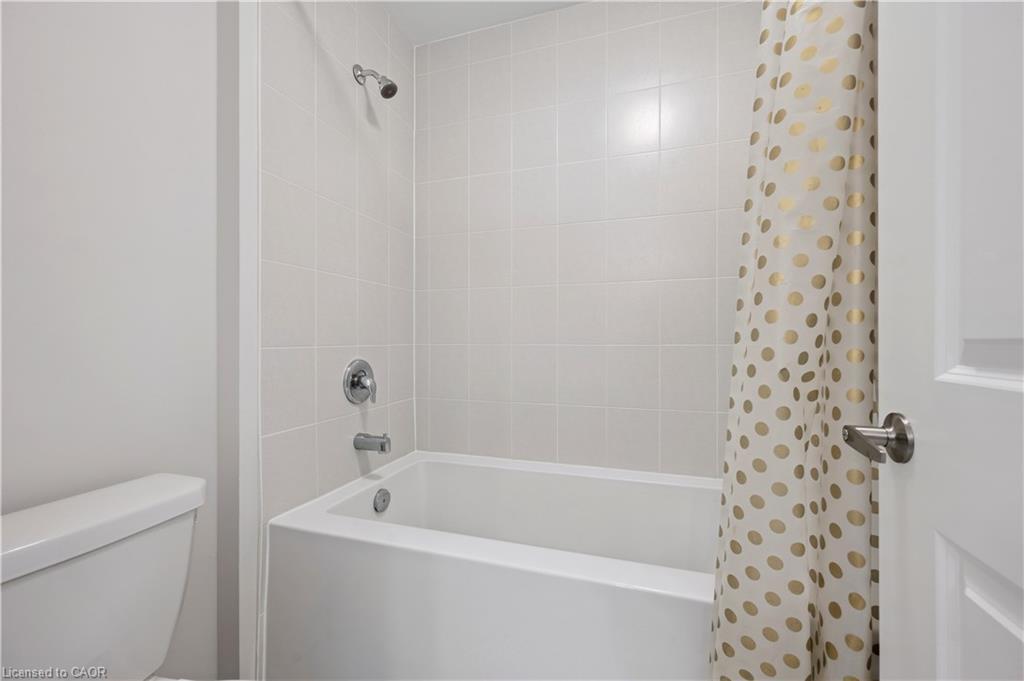 445 Robert Woolner Street, Ayr, ON - Indoor Photo Showing Bathroom