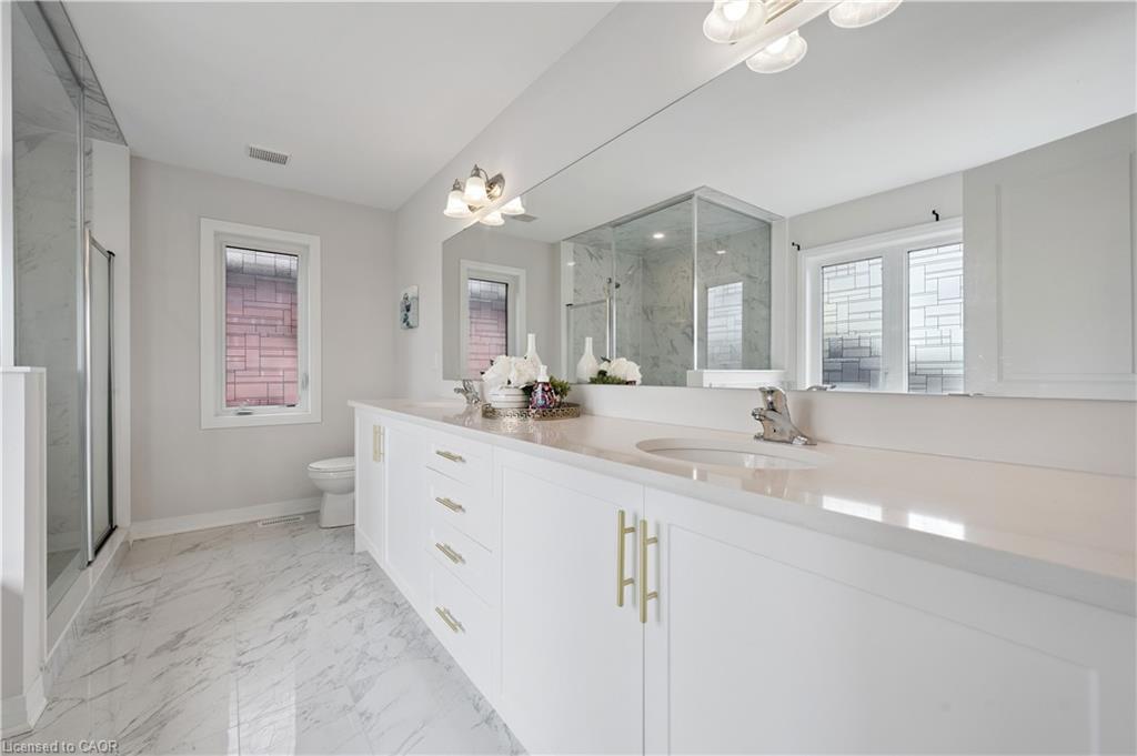 445 Robert Woolner Street, Ayr, ON - Indoor Photo Showing Bathroom