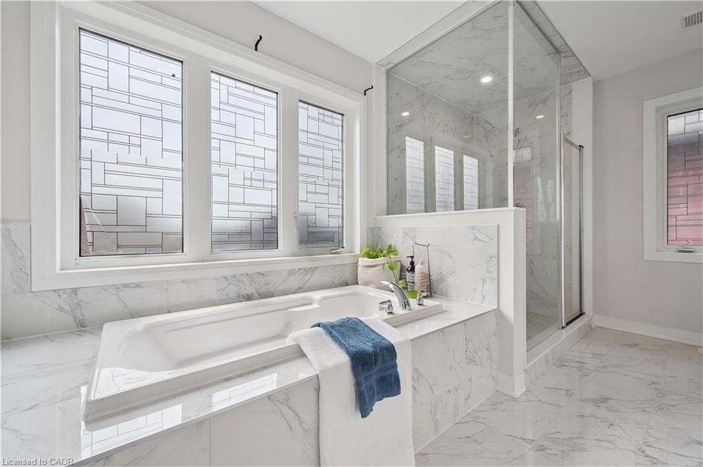 445 Robert Woolner Street, Ayr, ON - Indoor Photo Showing Bathroom