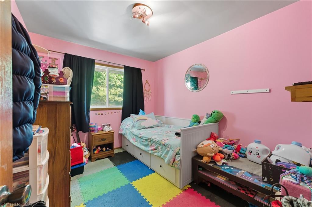 1091 Branchton Road, Cambridge, ON - Indoor Photo Showing Bedroom