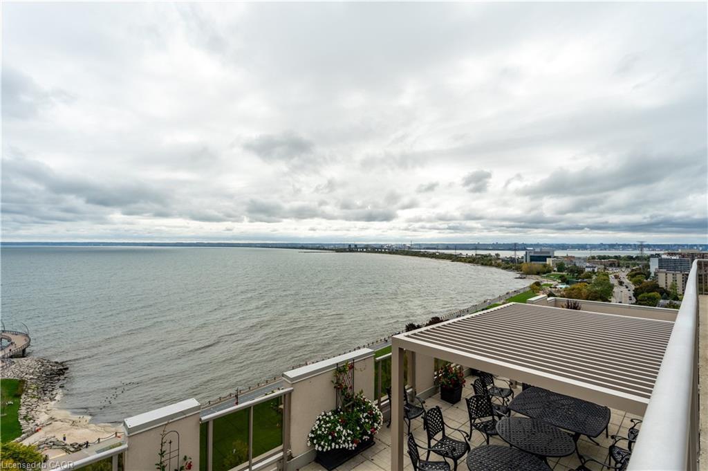 702-1477 Lakeshore Road, Burlington, ON - Outdoor With Body Of Water With View