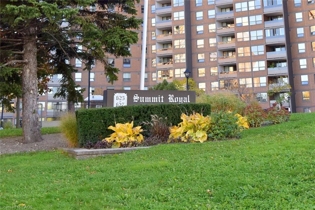 802-627 The West Mall Drive, Toronto, ON - Outdoor With Balcony With Facade