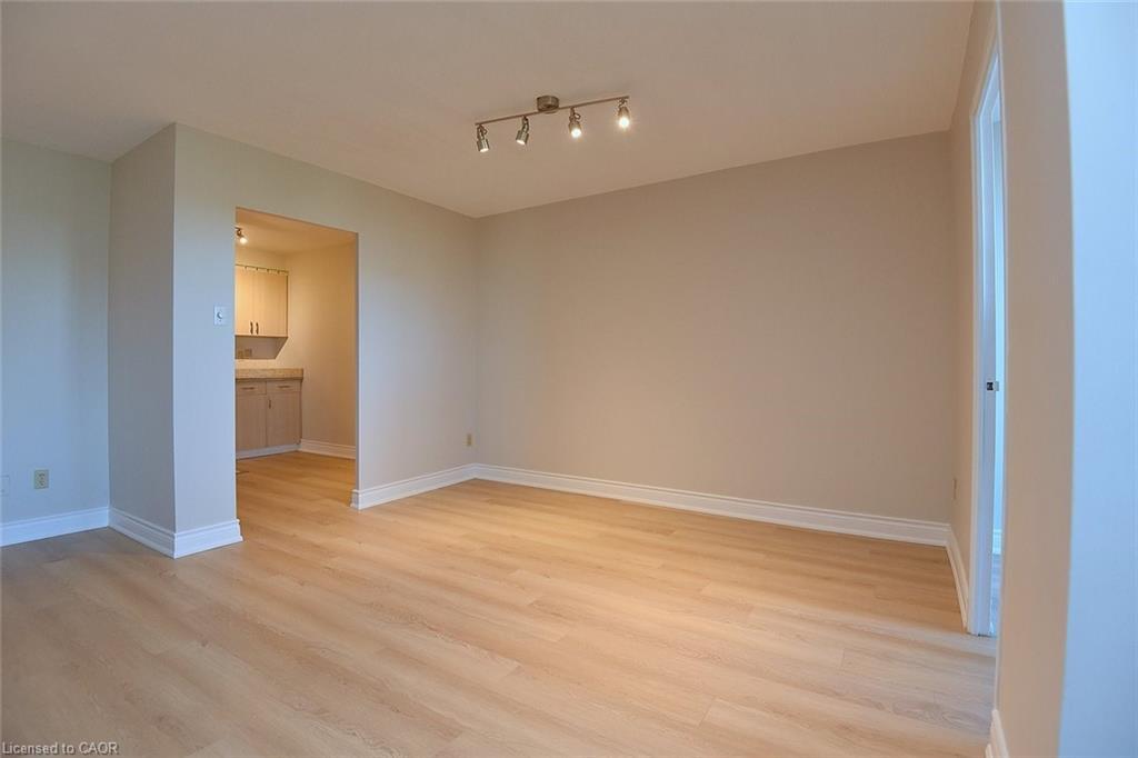 802-627 The West Mall Drive, Toronto, ON - Indoor Photo Showing Other Room