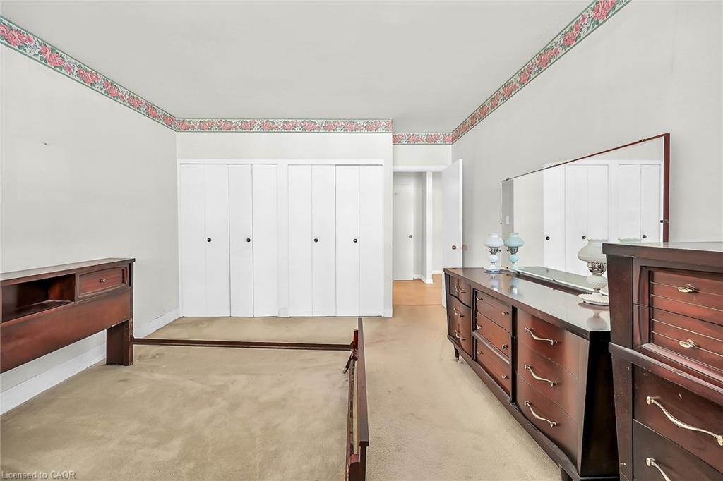 404-510 Queenston Road, Hamilton, ON - Indoor