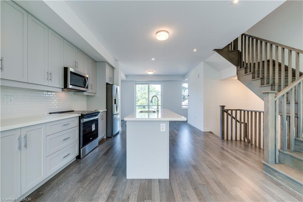 14 Folcroft Street, Brampton, ON - Indoor Photo Showing Kitchen