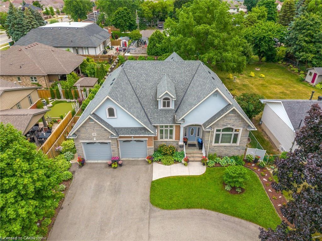 48 Casablanca Boulevard S, Grimsby, ON - Outdoor With Facade