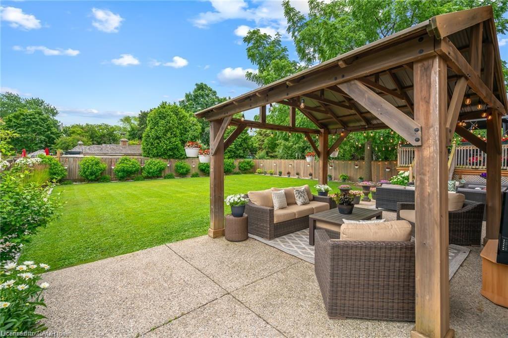 48 Casablanca Boulevard S, Grimsby, ON - Outdoor