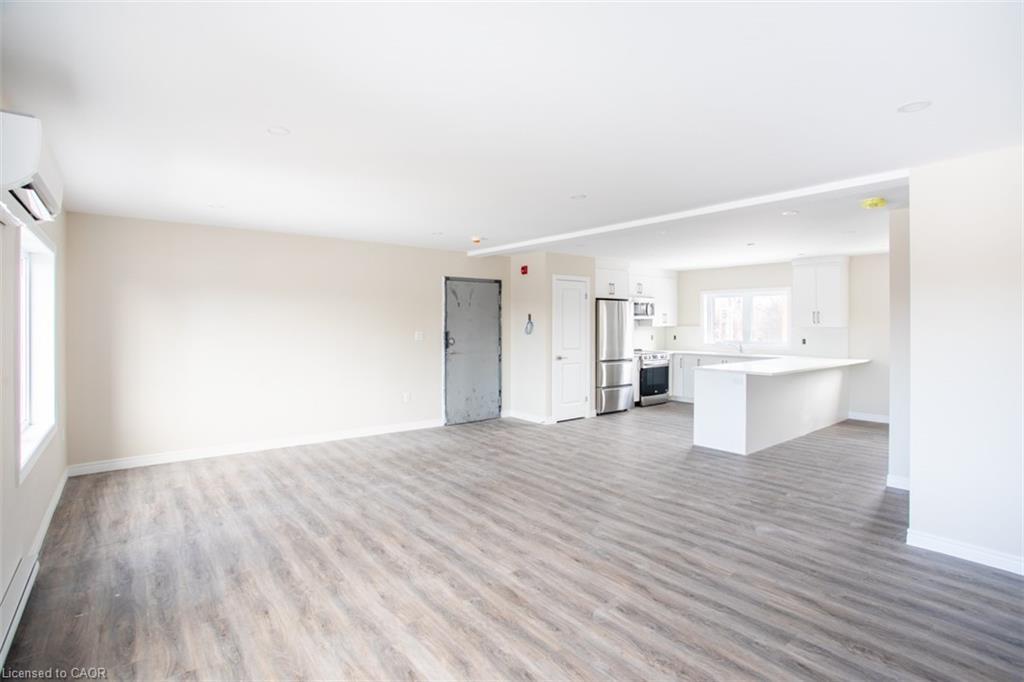 2-816 Concession Street, Hamilton, ON - Indoor