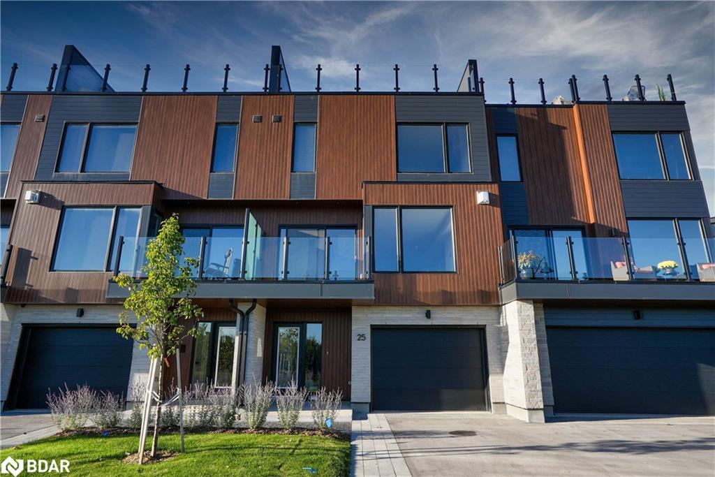 117 Sladden Court Court, Thornbury, ON - Outdoor With Facade