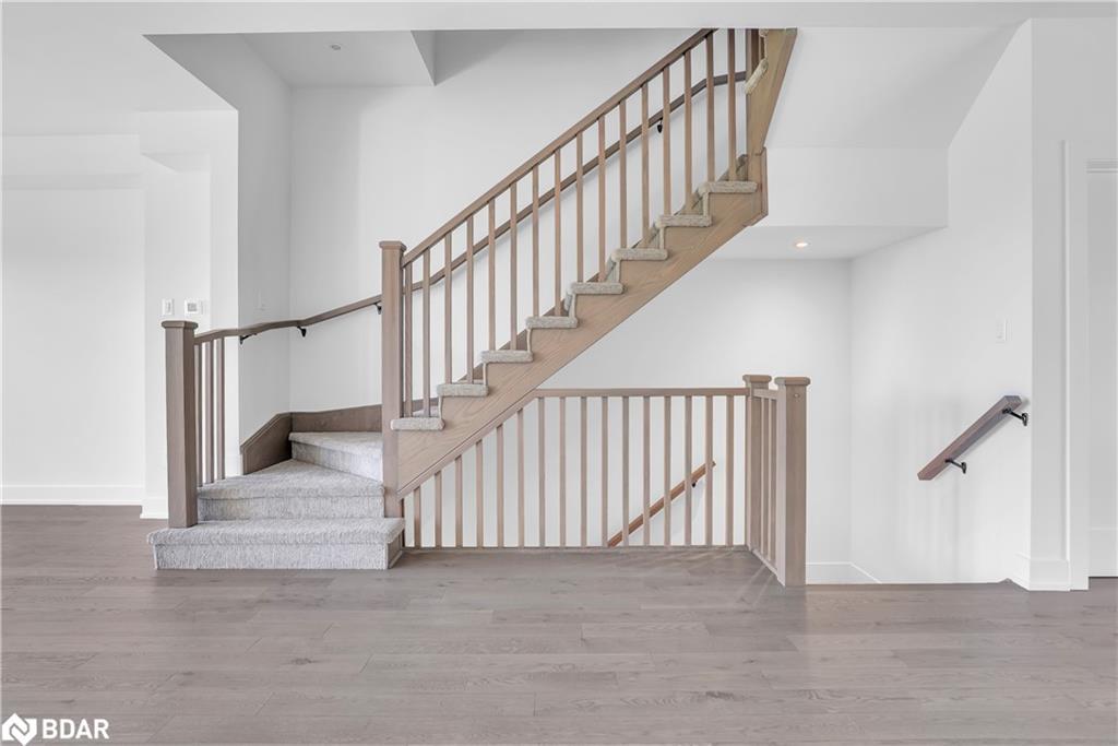 117 Sladden Court Court, Thornbury, ON - Indoor Photo Showing Other Room