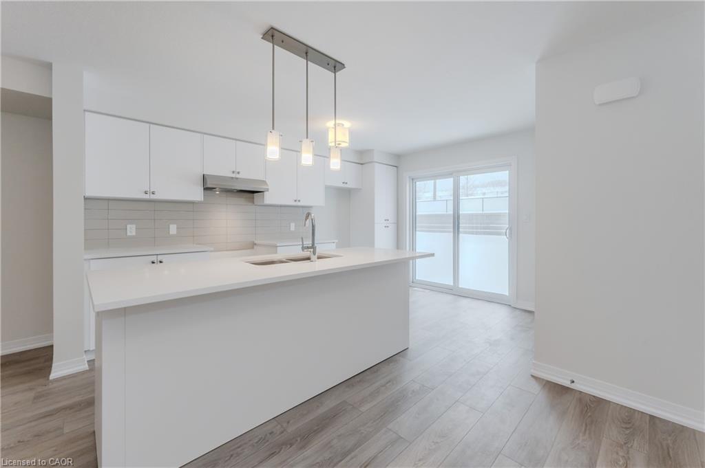 15 Urbane Boulevard, Kitchener, ON - Indoor Photo Showing Kitchen With Double Sink