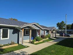 46 Elora Street S Clifford, ON L3Z 3E2