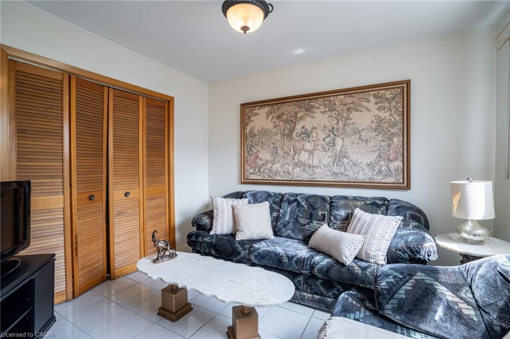 244 Hughson Street N, Hamilton, ON - Indoor Photo Showing Other Room