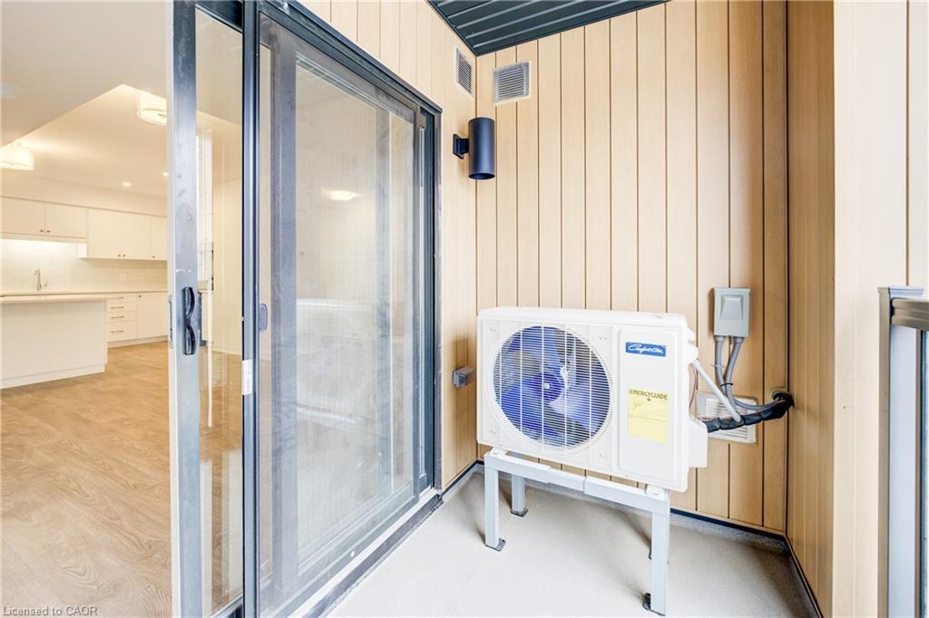 38 Urbane Boulevard, Kitchener, ON - With Exterior