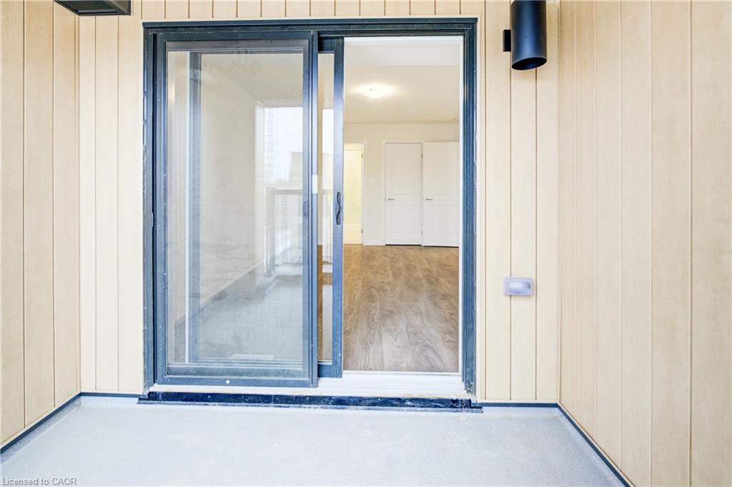 38 Urbane Boulevard, Kitchener, ON - With Exterior