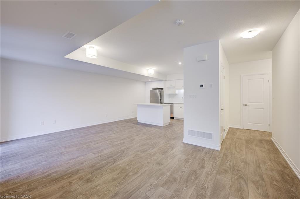 38 Urbane Boulevard, Kitchener, ON - Indoor