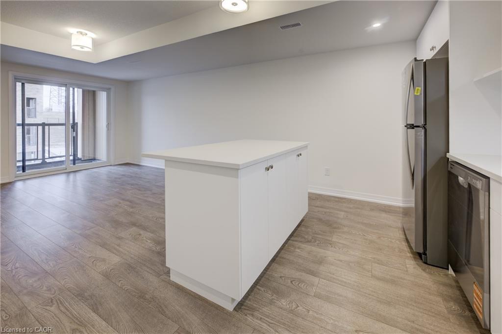 38 Urbane Boulevard, Kitchener, ON - Indoor