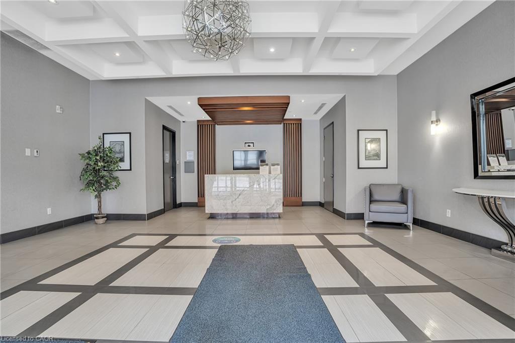 910-150 Main Street W, Hamilton, ON - Indoor Photo Showing Other Room