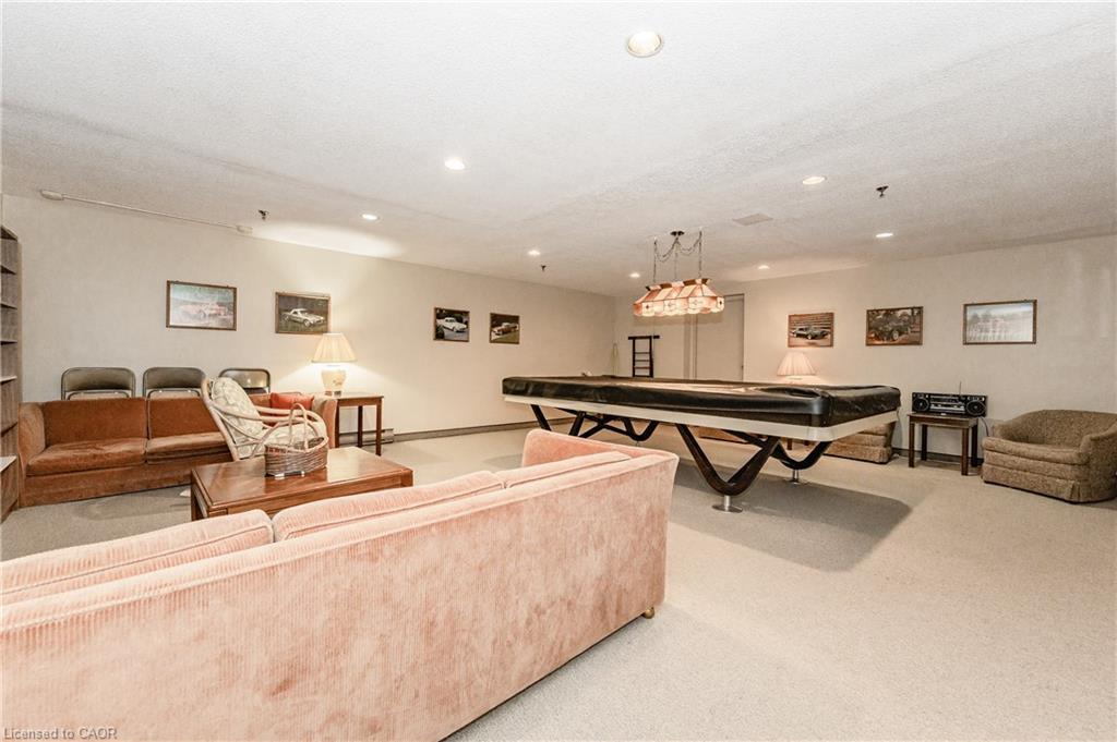 801-65 Westmount Road N, Waterloo, ON - Indoor Photo Showing Other Room