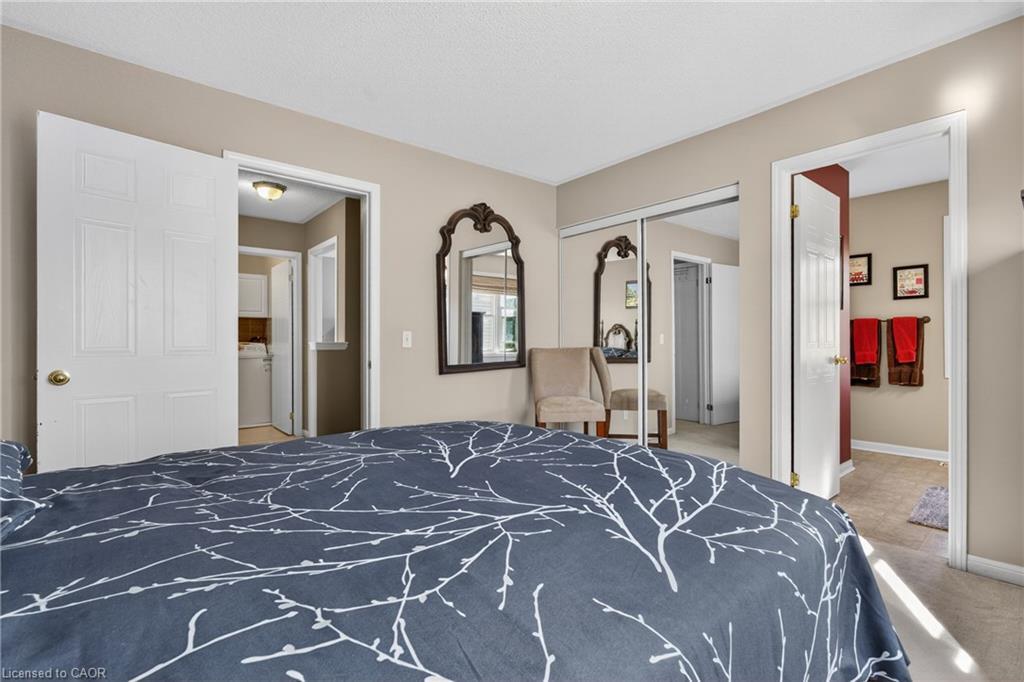 92 Baggs Crescent, Cambridge, ON - Indoor Photo Showing Bedroom