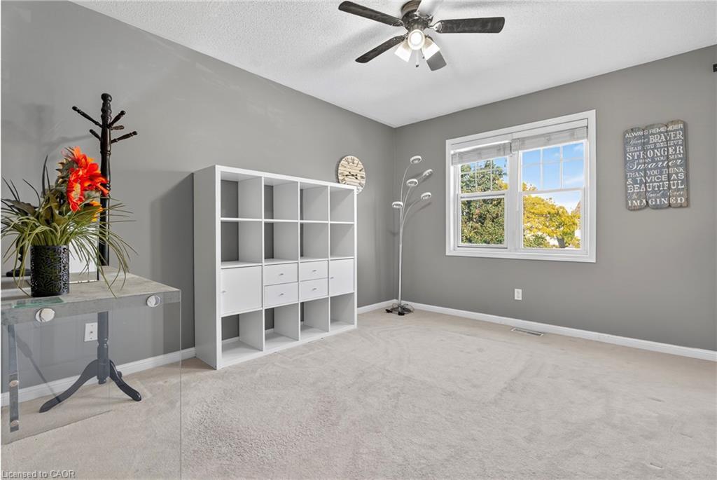 92 Baggs Crescent, Cambridge, ON - Indoor Photo Showing Other Room