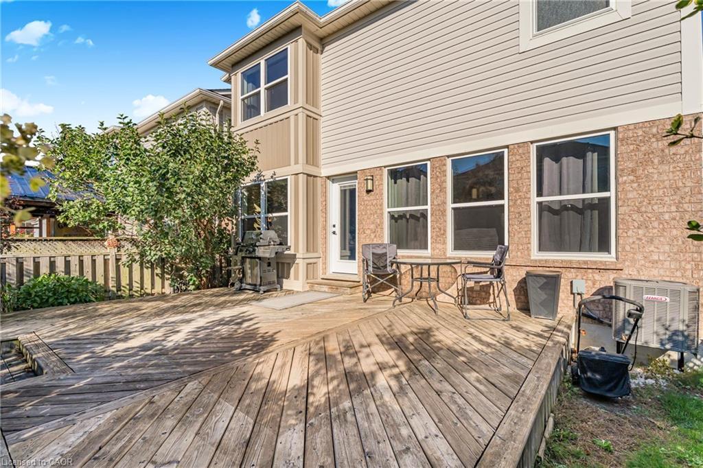 92 Baggs Crescent, Cambridge, ON - Outdoor With Deck Patio Veranda