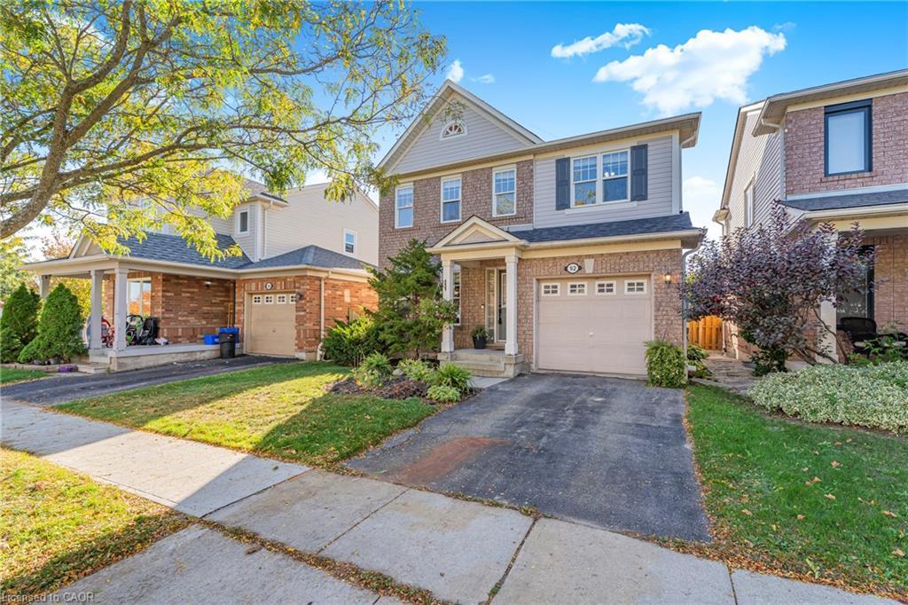 92 Baggs Crescent, Cambridge, ON - Outdoor With Facade