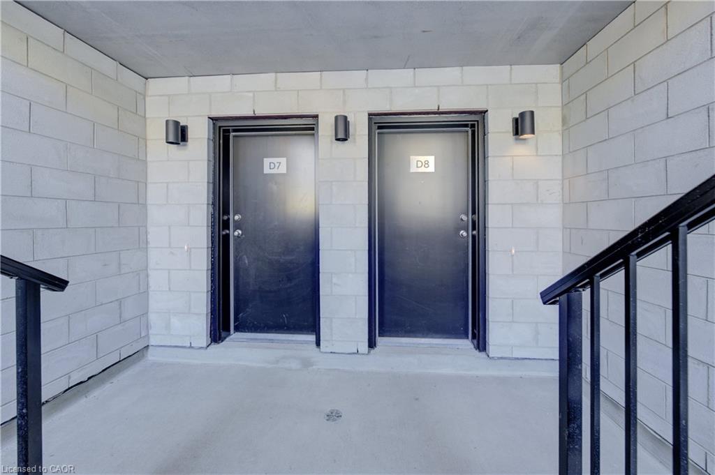 D8-410 Northfield Drive W, Waterloo, ON - Indoor